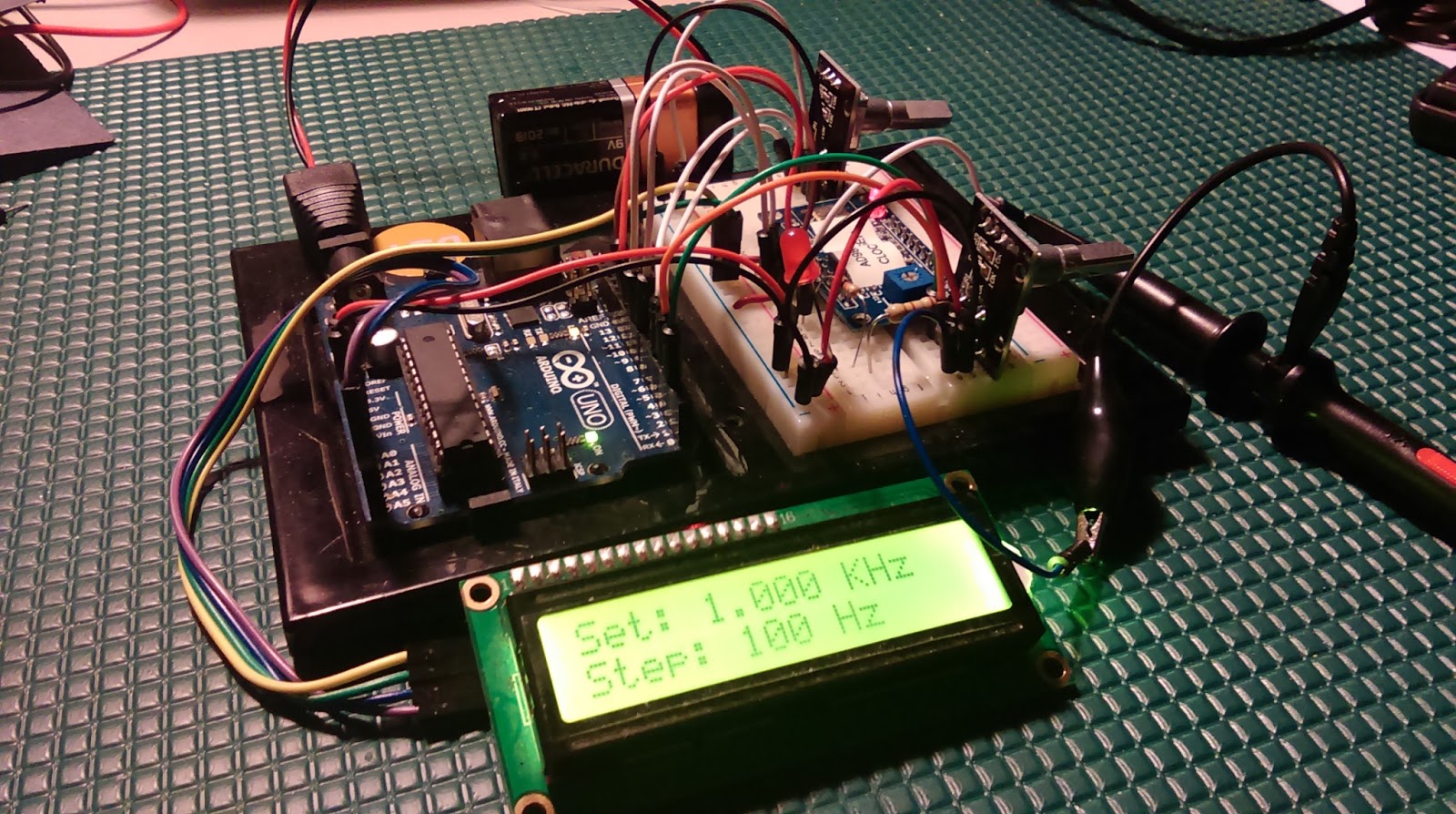 Arduino Project AD9850 Clock Generator with Arduino