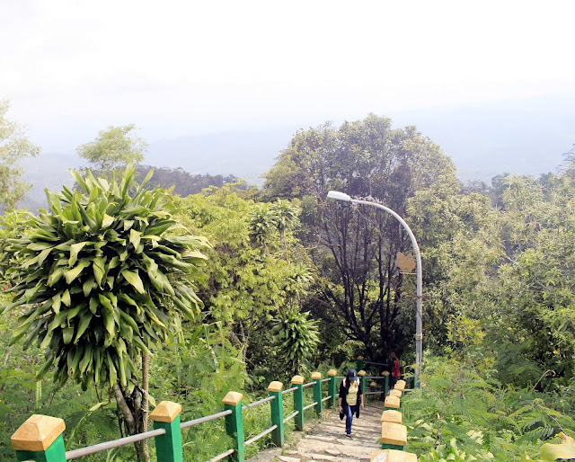 Puncak Suroloyo Samigaluh, Kulon Progo Dua Tempat Wisata Terkenal di Samigaluh, Kulon Progo, Jogja