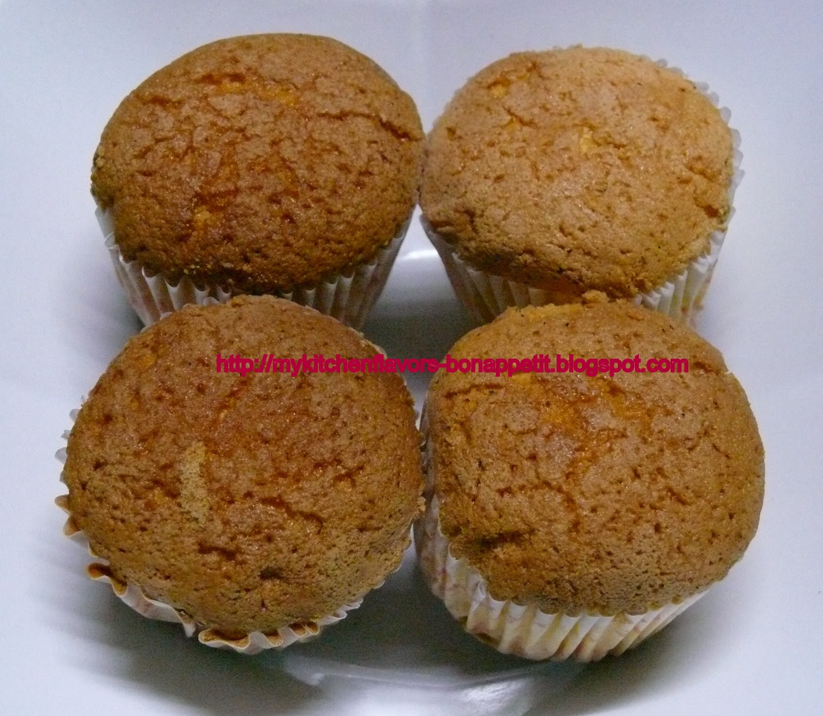 My Kitchen Flavors - Bon Appetit!: Ginger Cornflakes Muffins