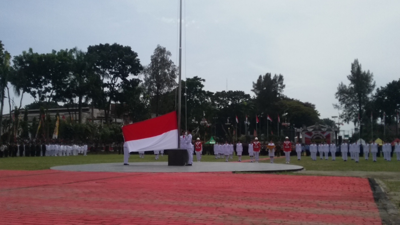Paskibraka Siantar Gagal Naikkan Bendera Merah Putih  di HUT RI ke 71 Tahun