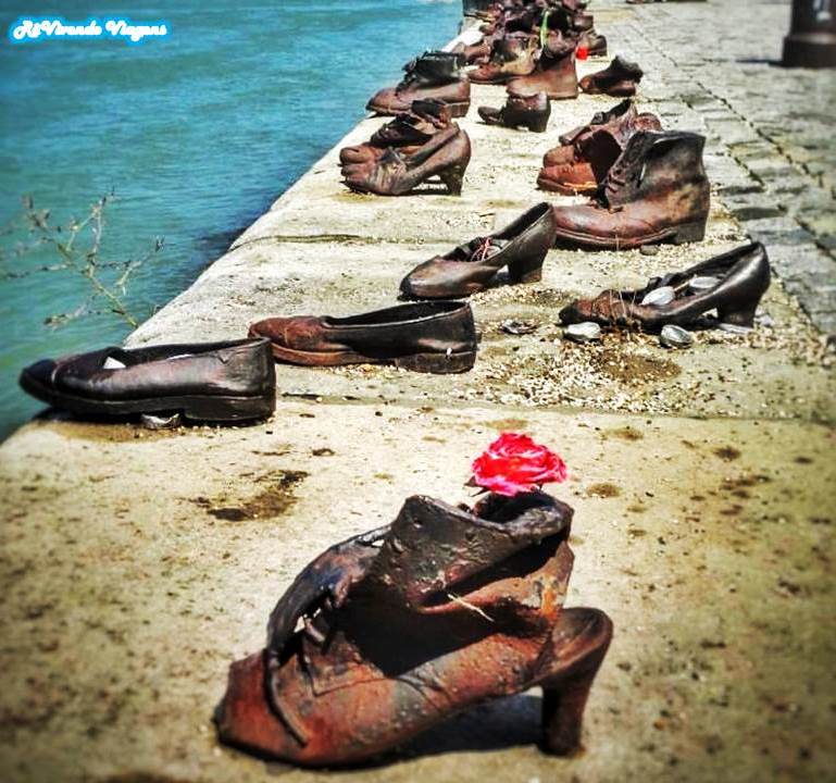 enemy Sequel acquaintance RêVivendo Fotografias: Sapatos às margens do Danúbio - RêVivendo Viagens