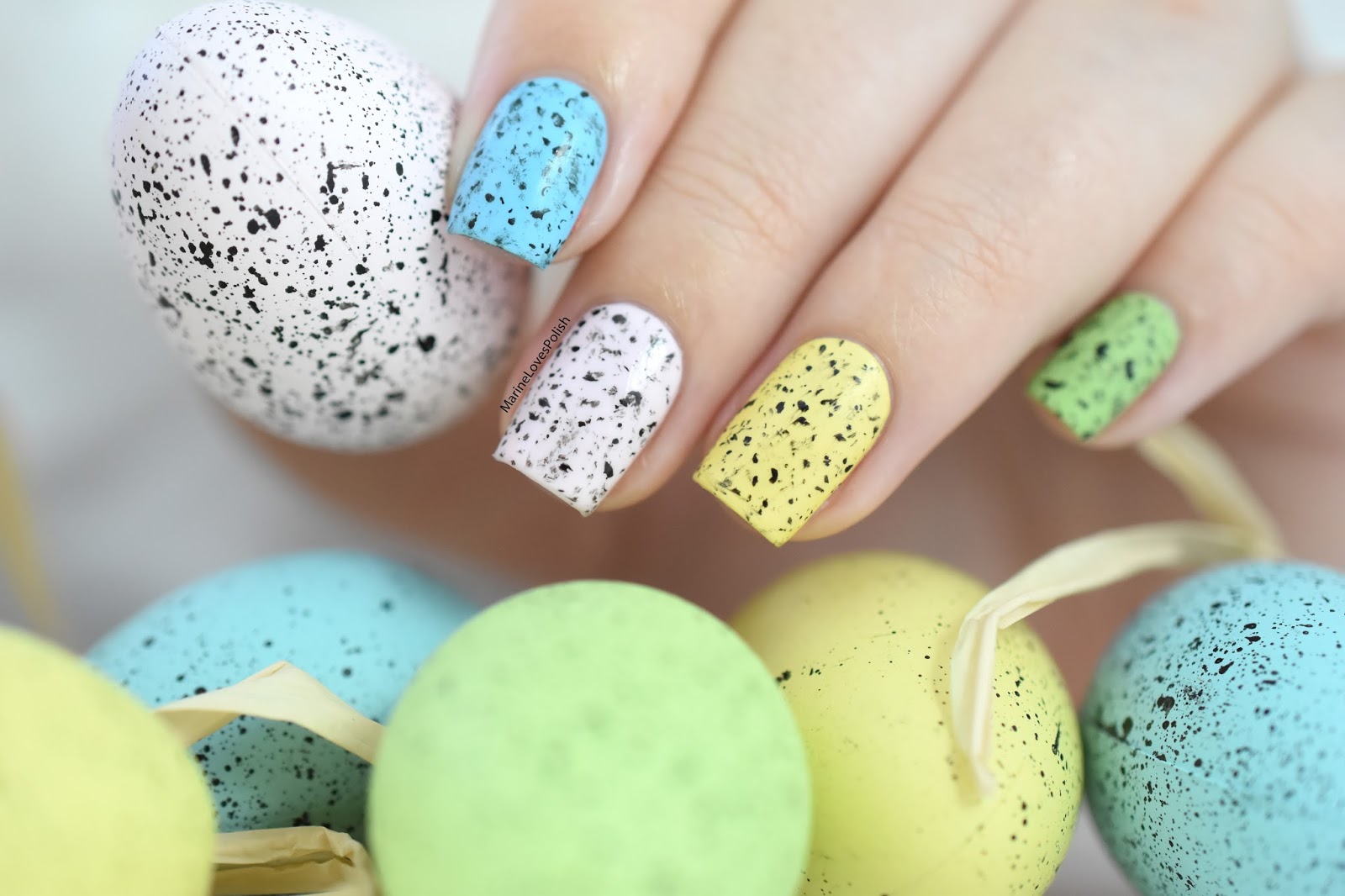 speckled egg nail art