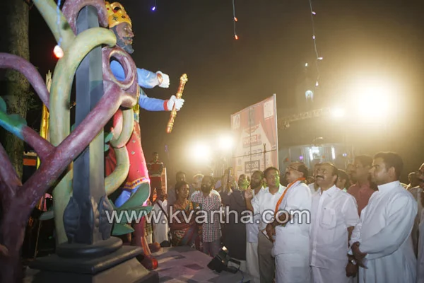 Chinnathambi Annavi’s statue unveiled