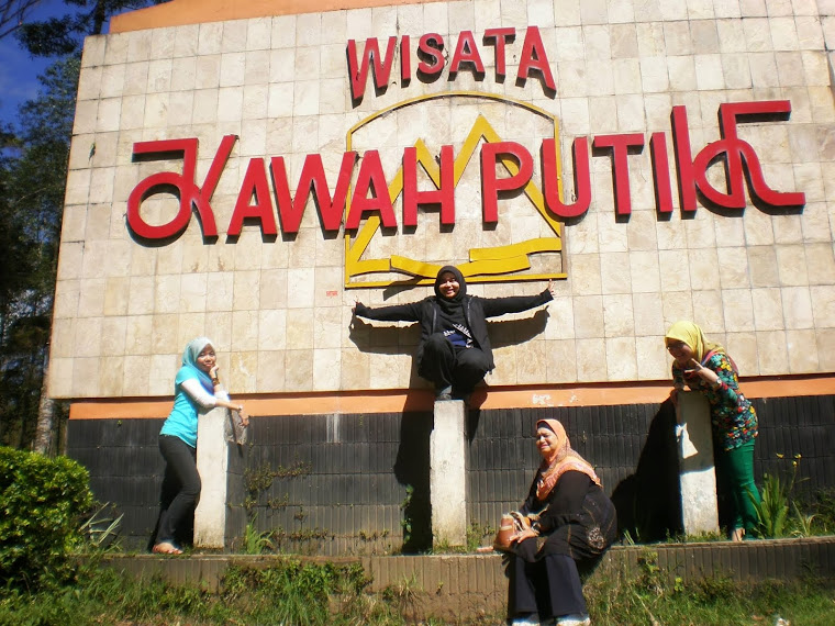 Kawah Putih, Indonesia 2013