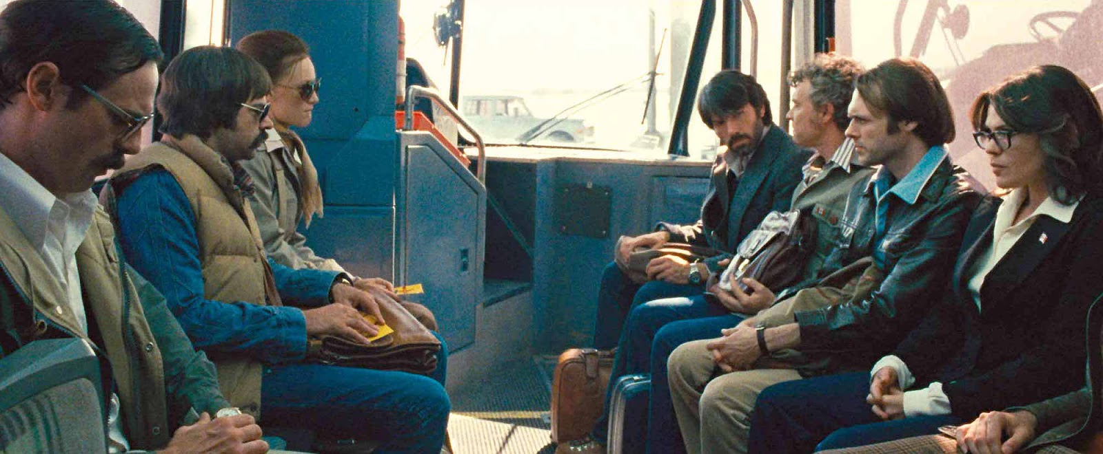 CINEMATIC REVELATIONS FILM REVIEW OF ''ARGO" (2012)