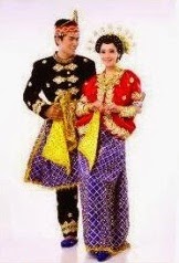 Inspirasi modis pembahasan pakaian adat tentang  22+ Pakaian Adat Sulawesi Barat Lipa Saqbe Mandar, Konsep Terpopuler!