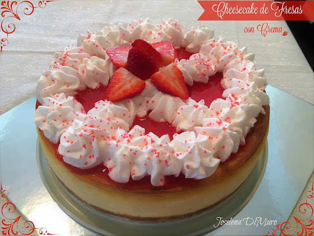 cheesecake-de-fresas-con-crema.jpeg postres