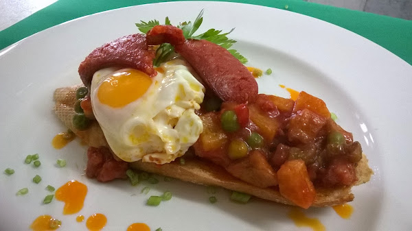 Tosta Flamenca con Huevos