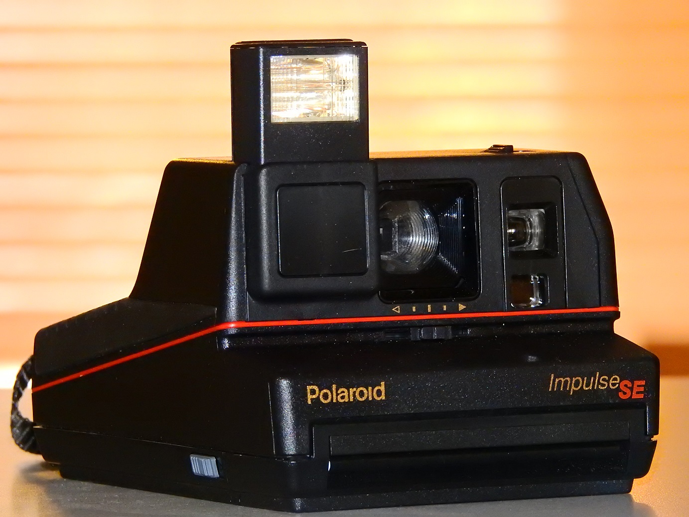VreMax Polaroid Impulse SE 1990s Instant Camera