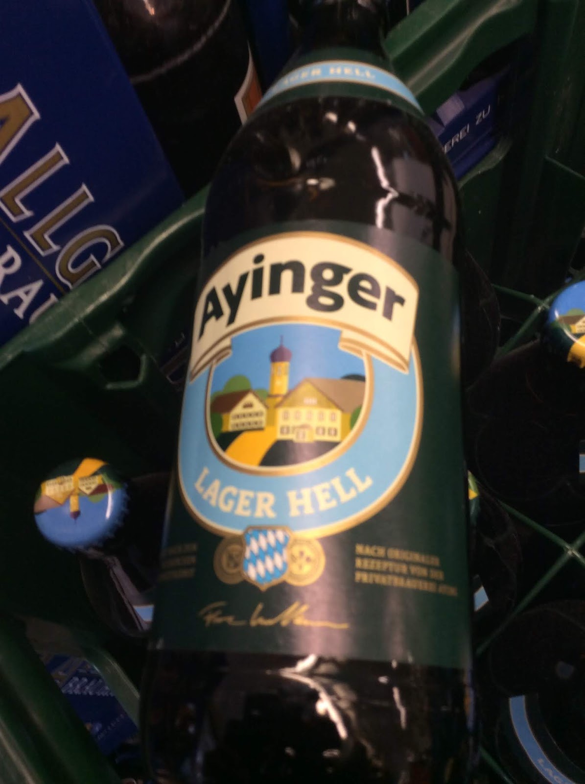 OUTSTANDING WINES. BEER 15 AYINGER LAGER HELL