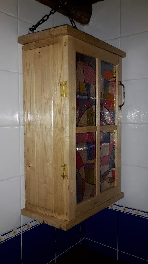 Armario de baño efecto vidriera | Bricolaje