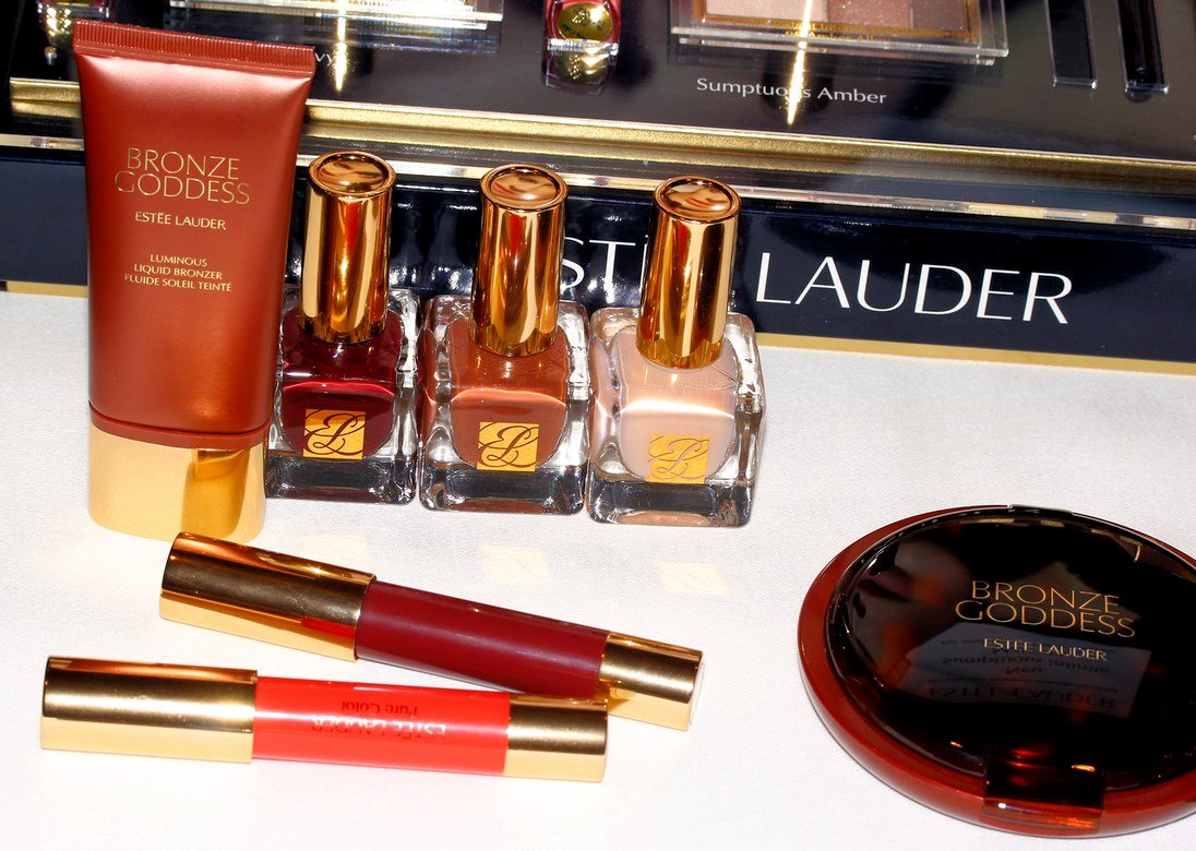 кэролин мерфи для эсте лаудер. Estee lauder визажист. Estee lauder. эстеллаупндер косметика. косметичка эсте лаудер.