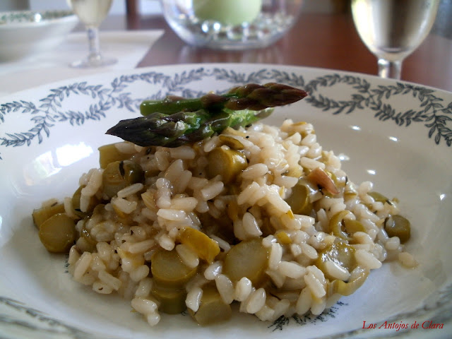 Arroz meloso con espárragos 