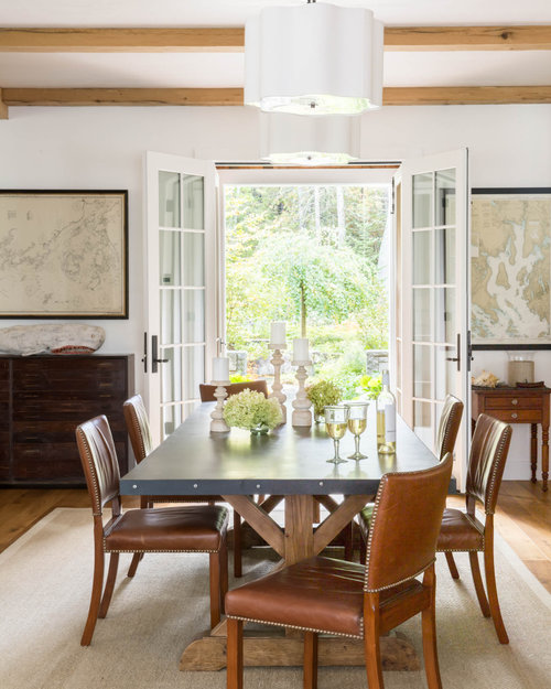 Summer home in Maine by Giannetti Home