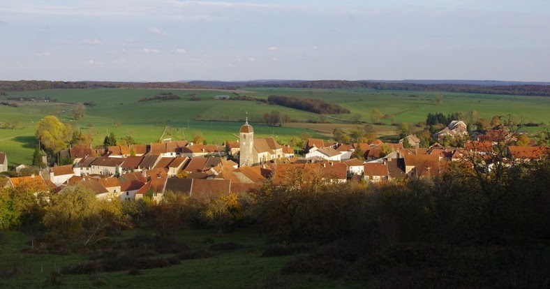 Le Mont Champot La vierge, le violeur et la grenouille