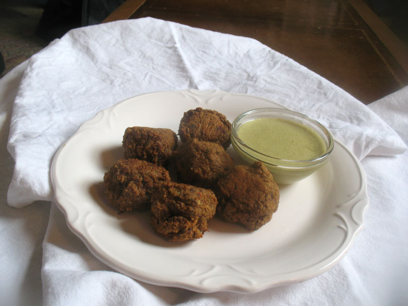Baked Quinoa Balls with Peanut Dipping Sauce Lisa's Kitchen