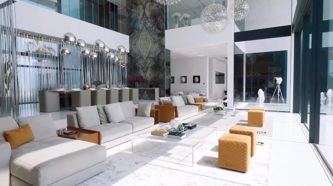 92 Interior Design Photos vs. ONE100, Palm Jumeirah Dubai Luxury Beach Mansion Tour