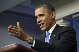 OBAMA Tells UHURU and Kenyans to Accept GAYs as the Latter Declares it a Non-Issue