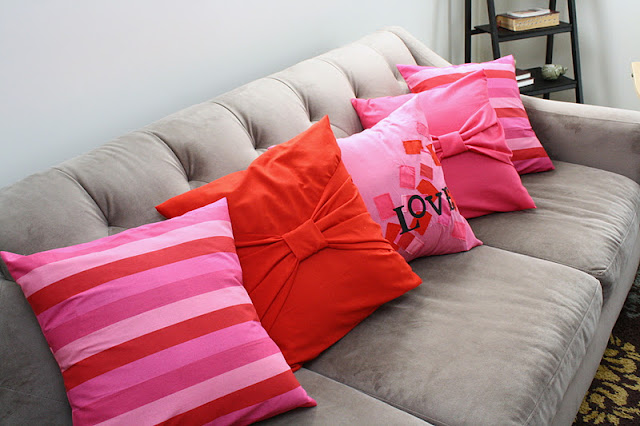 Big Bow Pillow Cases Tutorial from Rae Gun Ramblings. Simple and inexpensive sewing home decor.