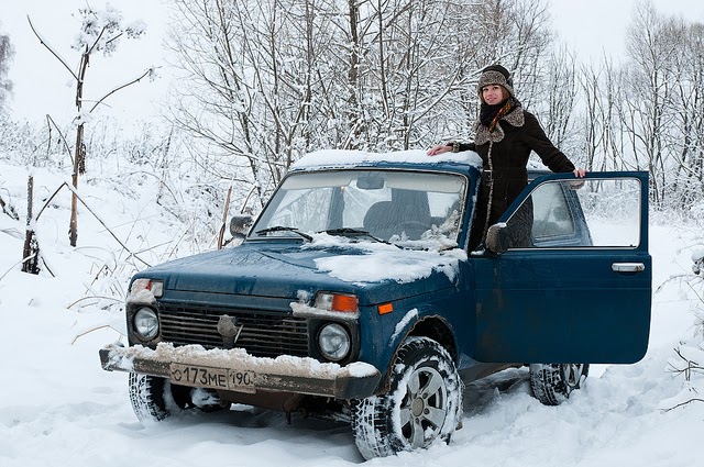 Lada+Niva+Girls.jpg