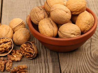 why Good for bones To Eat Walnuts?