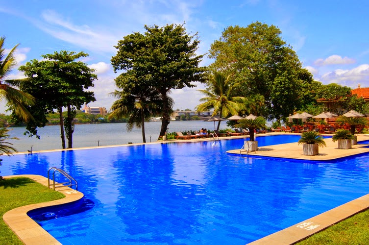 Cinnamon Lake Side Colombo Land Of Ceylon