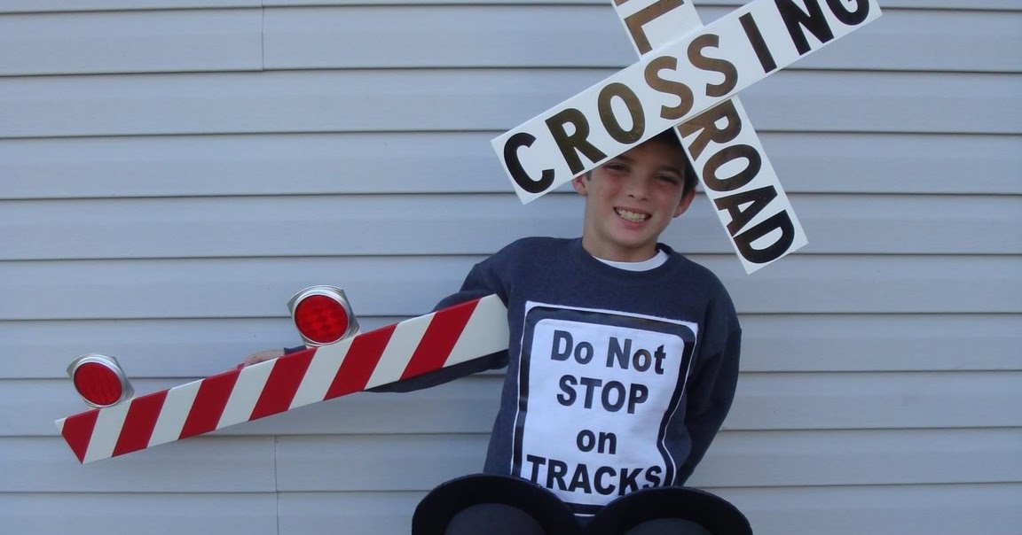 Costume Crafty How to make a railroad crossing Halloween costume