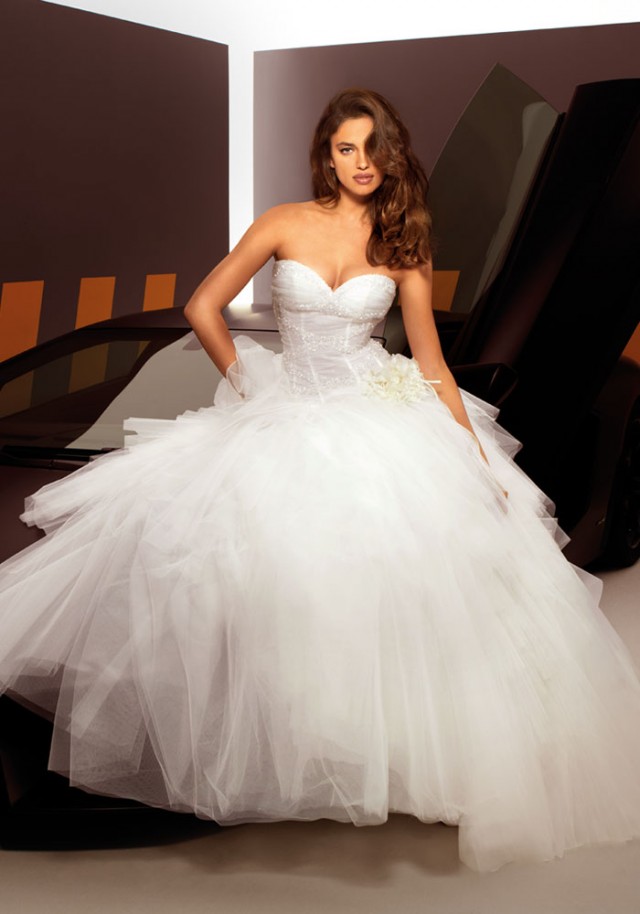 Bellos vestidos de novia | Coleccion Irina Shayk Bellos vestidos de novia | Coleccion Irina Shayk