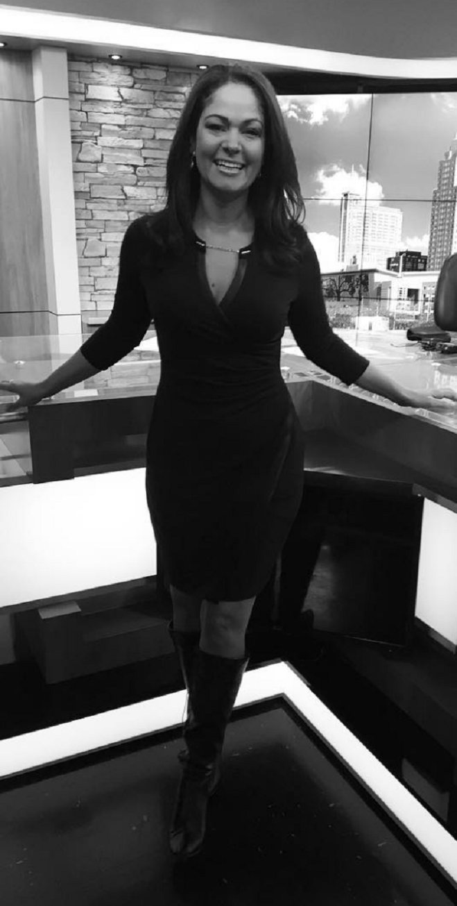 THE APPRECIATION OF NEWSWOMEN WEARING BOOTS BLOG IT'S BEEN WAY WAY WAY TOO LONG SINCE SHARON