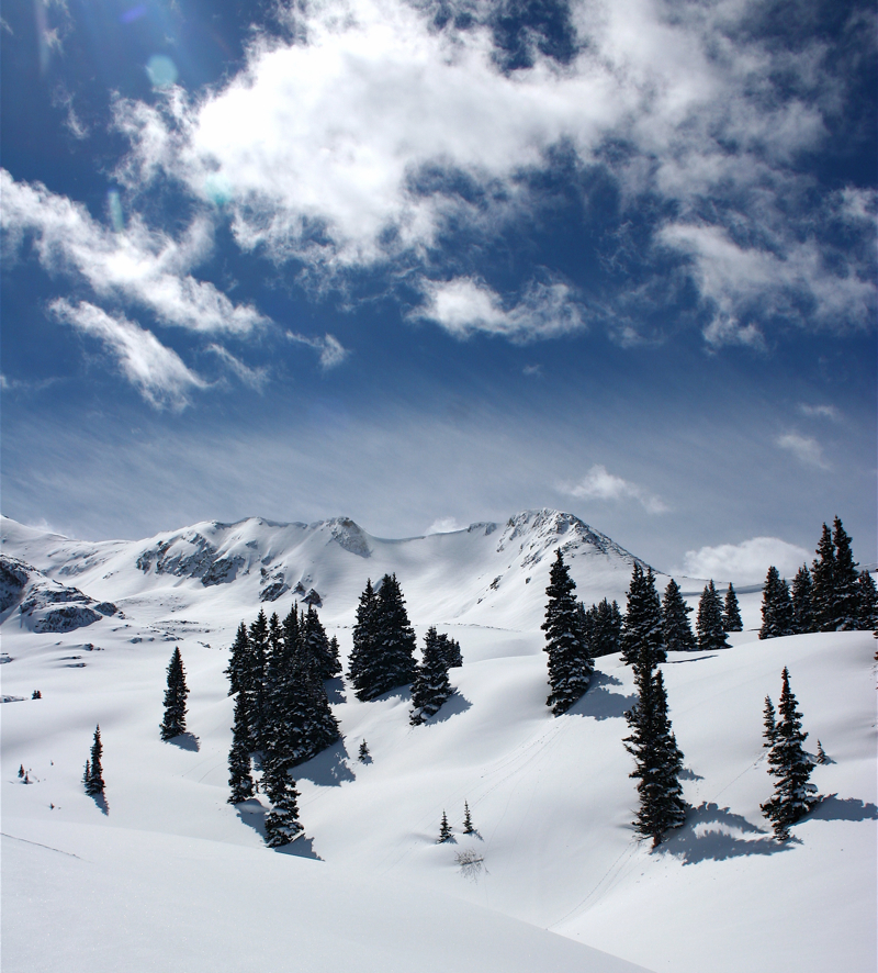 Colorado Lifestyle 5 reasons to snowshoe Mayflower Gulch this winter