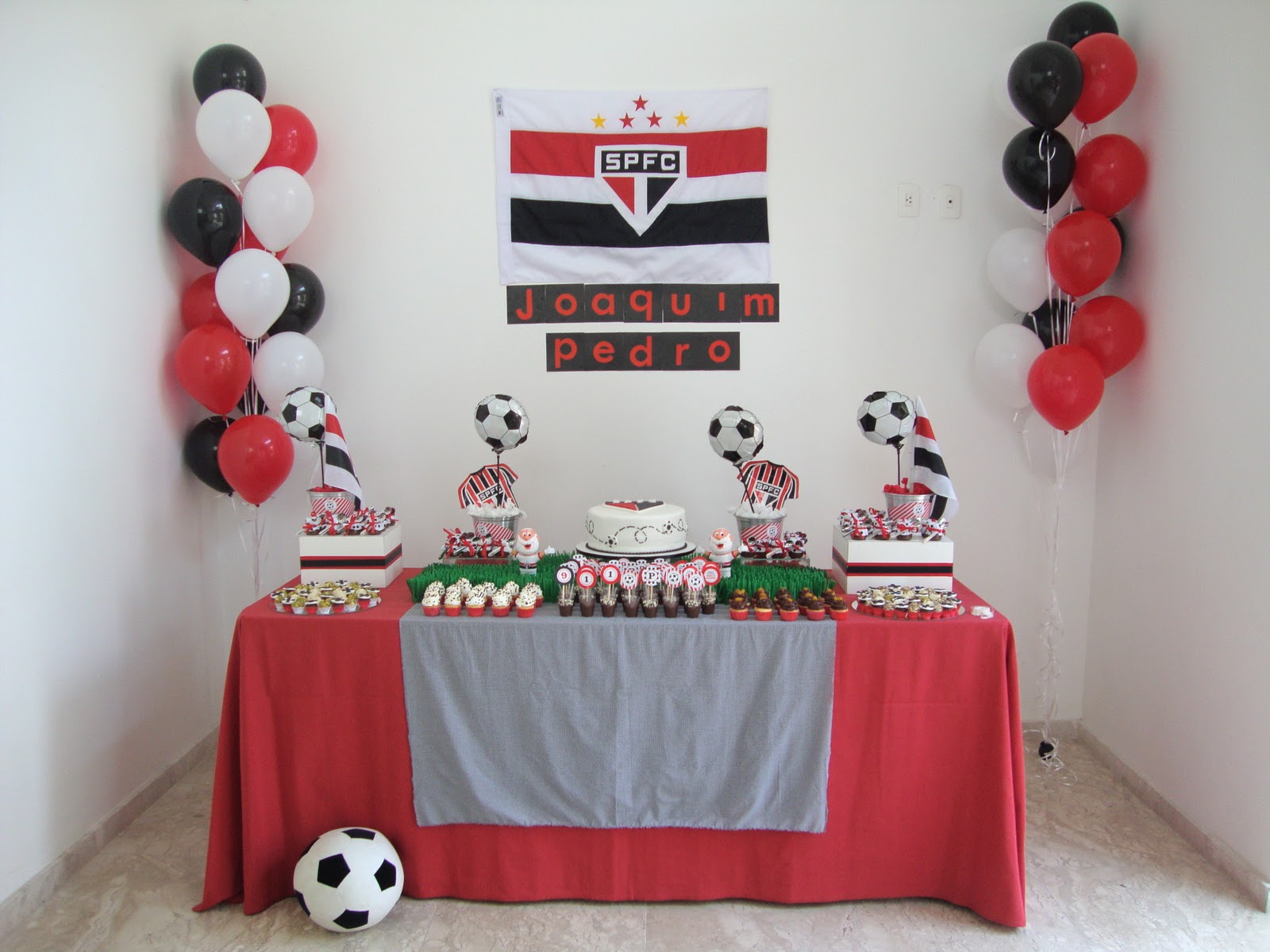 Festa de menino com tema: São Paulo Futebol Clube