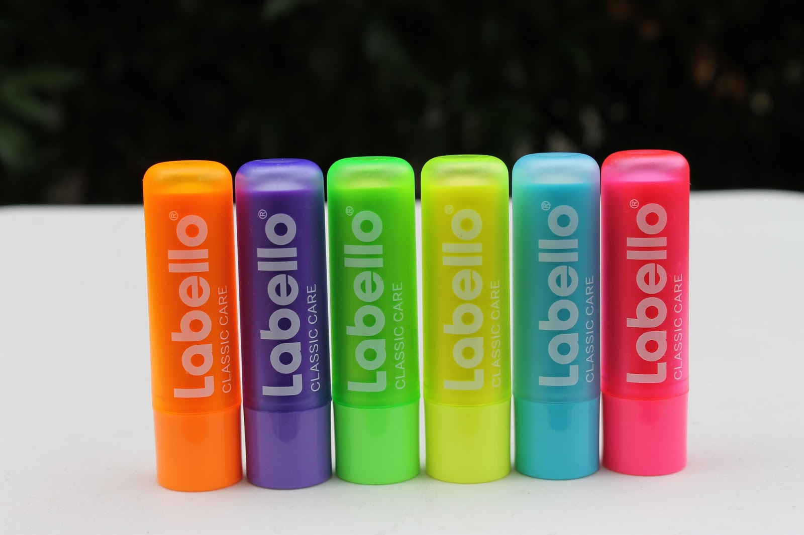 PAROLE &amp; BURROCACAO Novità Labello Neon Limited Edition