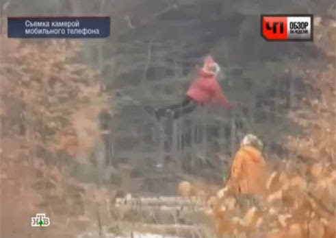 Video : 空を飛べる超能力を持ったミュータントの子どもが見つかった ! ! と、ロシアのニュース番組が報道 ! !
