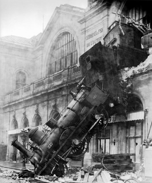 LA IMAGEN DEL DIA: Accidente en la estación de Montparnasse , 22 octubre 1895 1