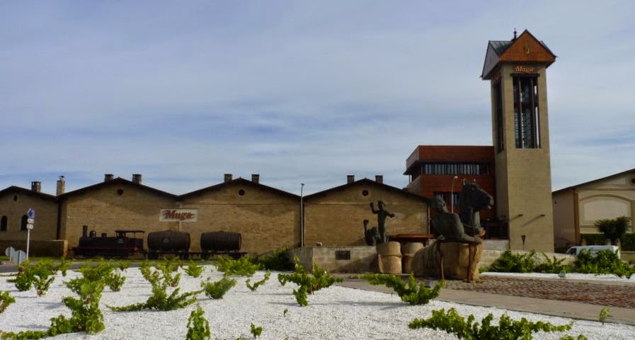 Barrio de las bodegas de Haro. Barrio de las bodegas de Haro.