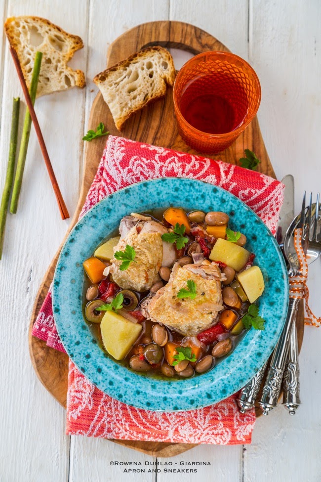 Slow Cooker Chicken and Bean Stew
