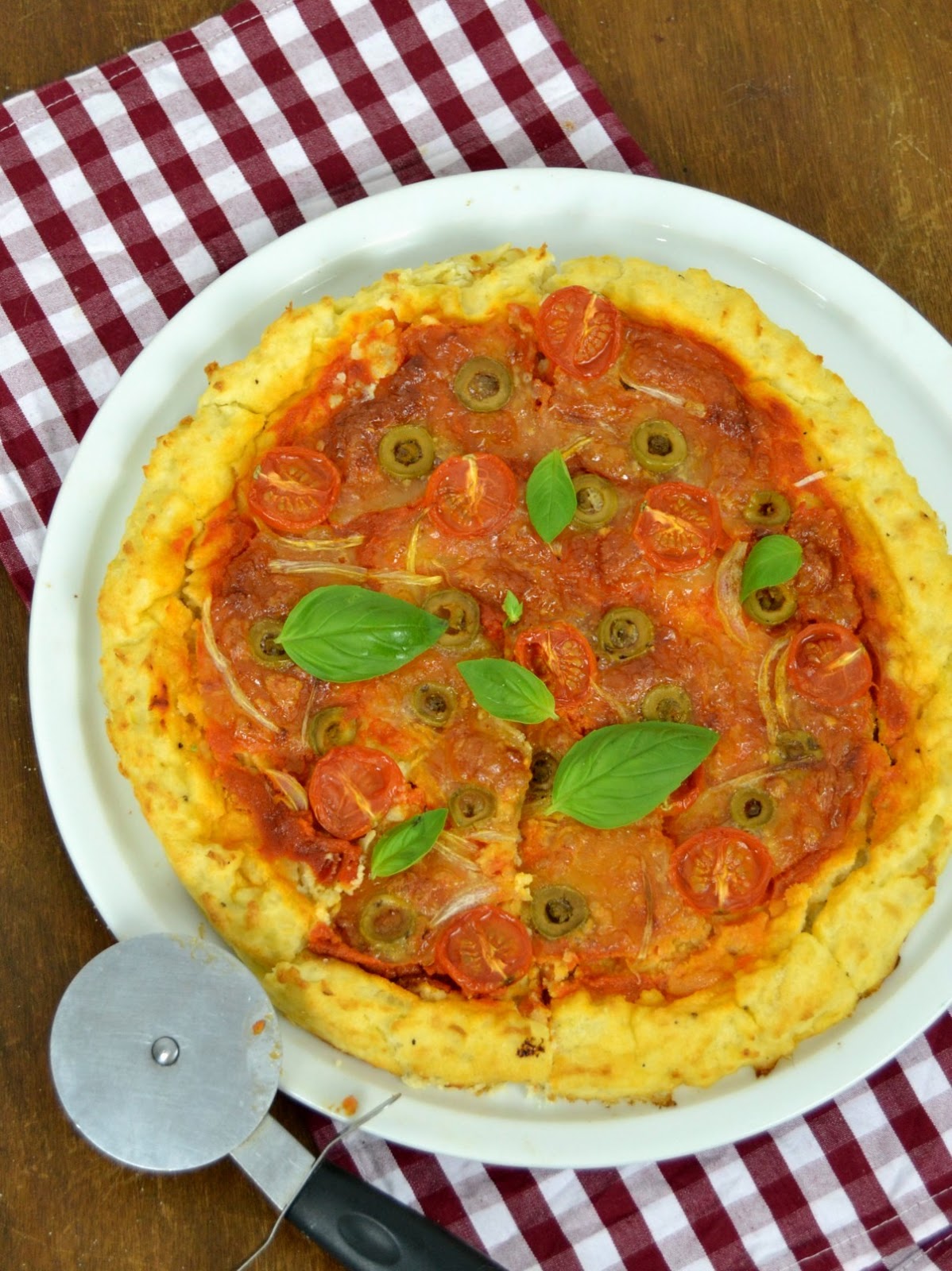 Pizza con base de patata Cuuking! Recetas de cocina Pizza con base de patata Cuuking! Recetas de cocina