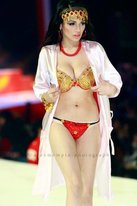 Kanomatakeisuke Fhm Philippines 100 Sexiest Victory Party 2012