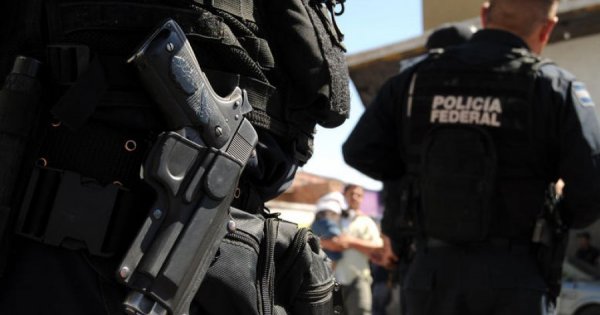 Μεξικό: Συνέλαβαν αστυνομικό διευθυντή για τη δολοφονία 6 παιδιών και 4 γυναικών Μεξικό: Συνέλαβαν αστυνομικό διευθυντή για τη δολοφονία 6 παιδιών και 4 γυναικών
