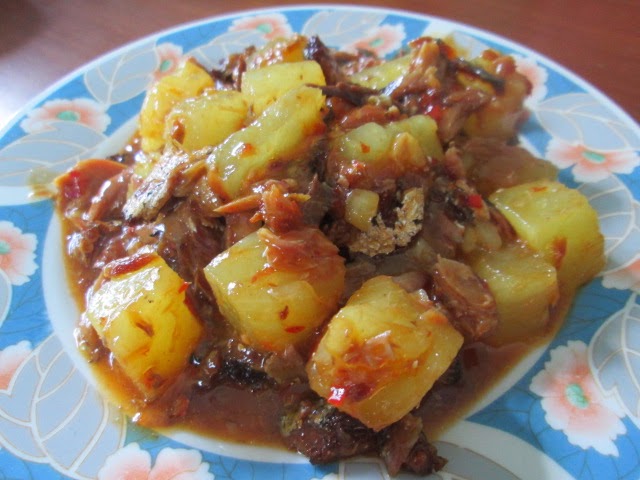 ikan sardin masak nanas