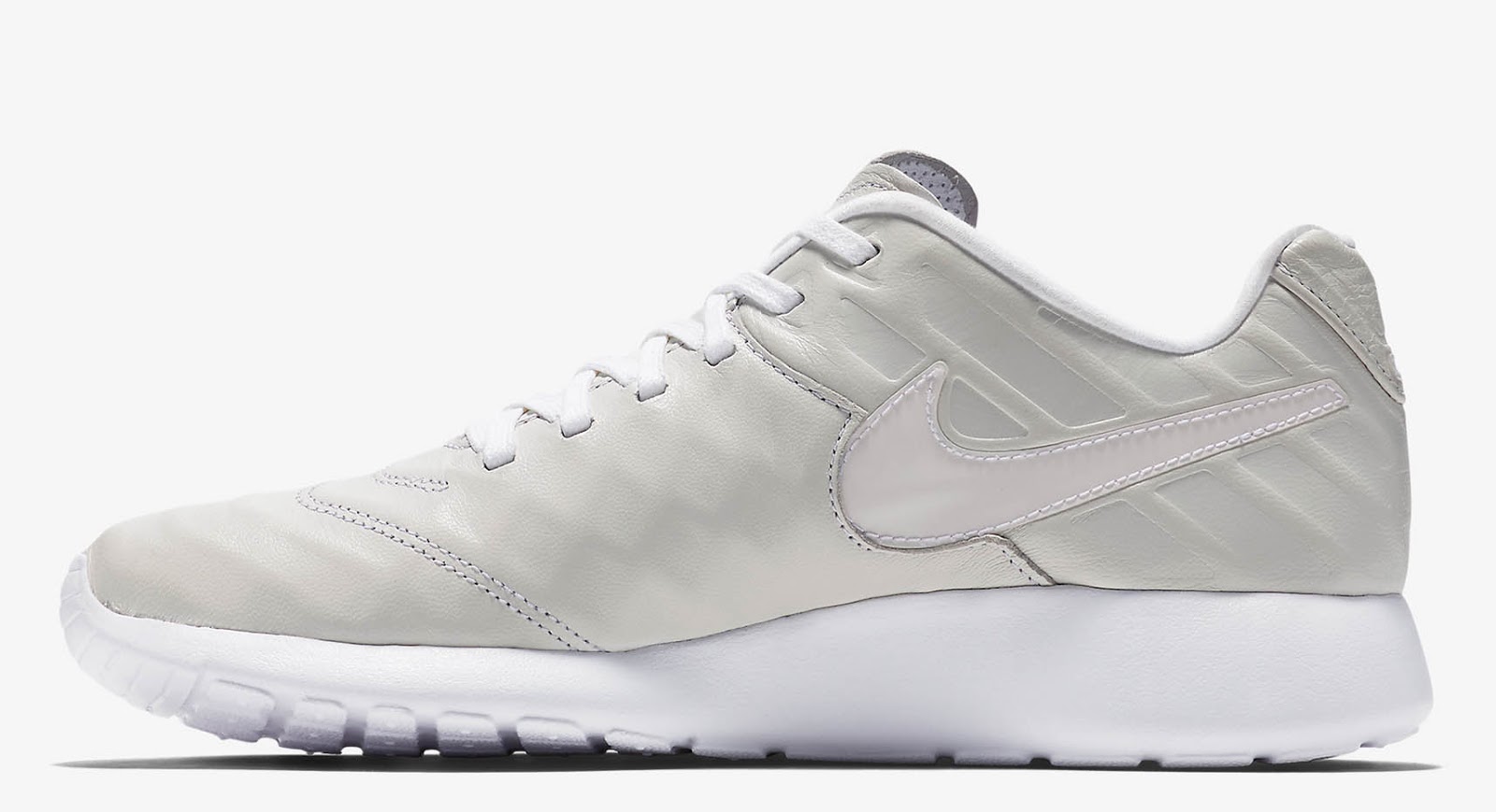 all white nike tiempo
