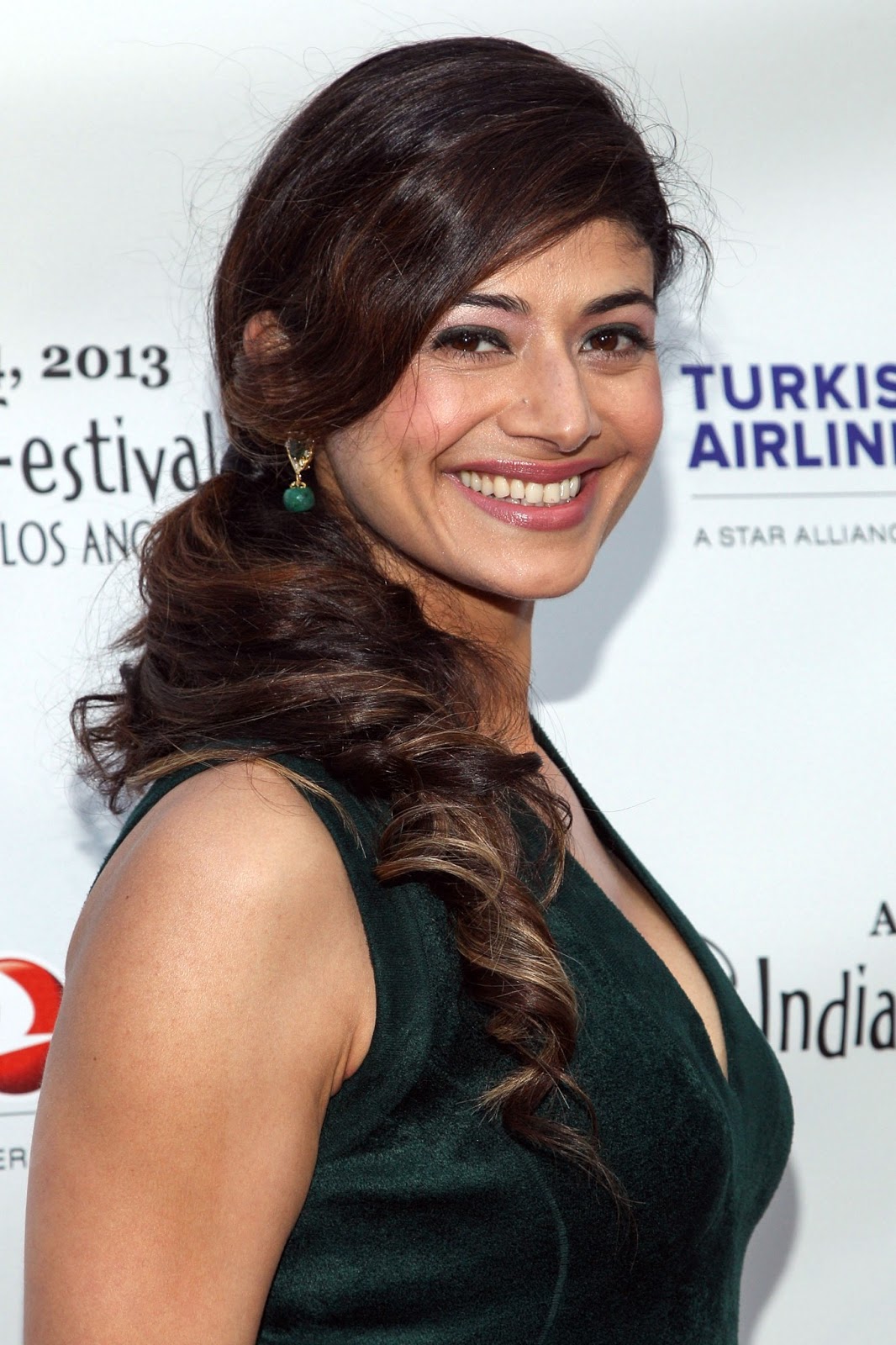 Pooja Batra Gorgeous Hq Pics Hd Group Sex