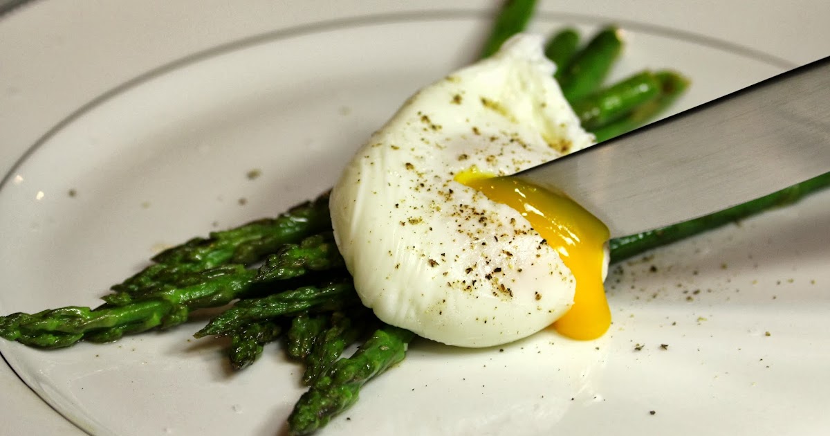 Straight to the Hips, Baby: Perfect Poached Eggs with Lemon Butter ...