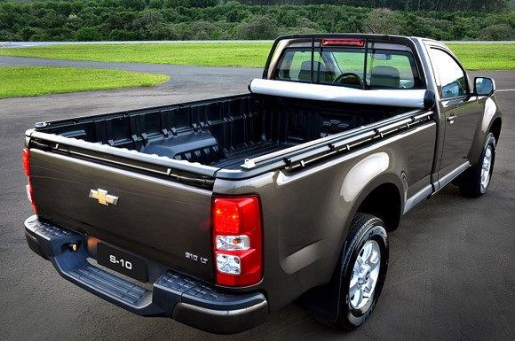 Garage Car: Official: This is the Chevrolet S10 like the Colorado