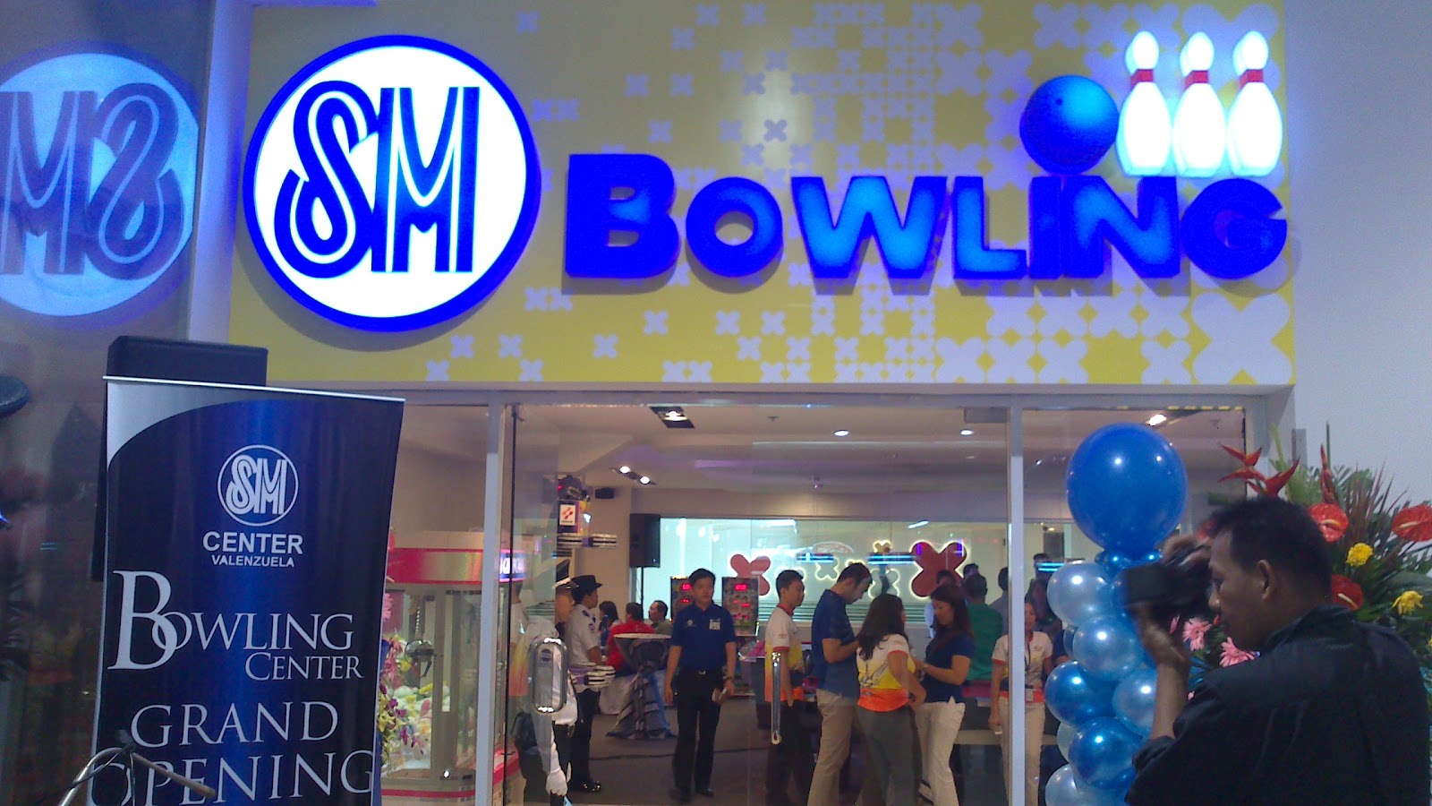 Manual to Lyf New Bowling Center Opens at SM Center Valenzuela