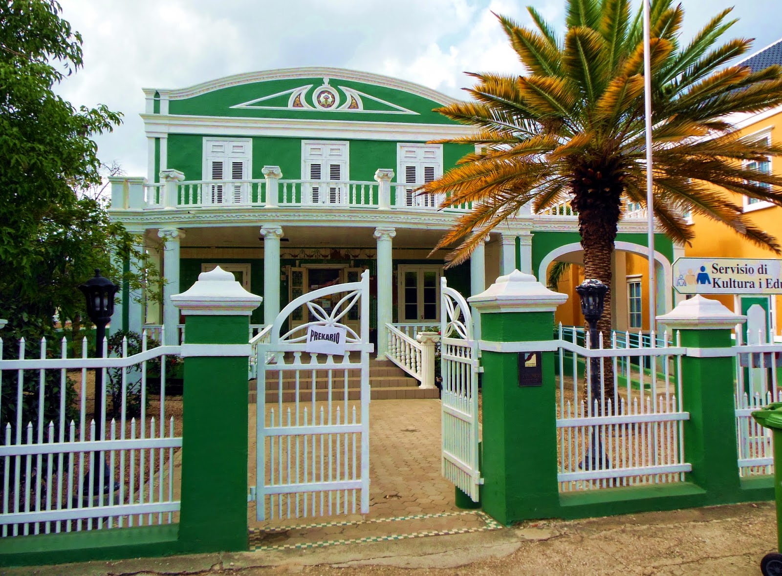 Focusing On Travel Wow! It's Curacao!