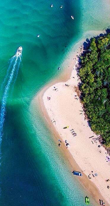 10 Attractive Beaches in Australia to Spend Your Vacation 10 Attractive Beaches in Australia to Spend Your Vacation