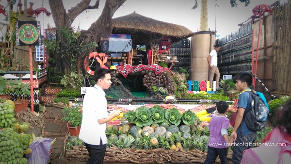 Tnalak Festival 2016 Bahay Kubo & Products Display