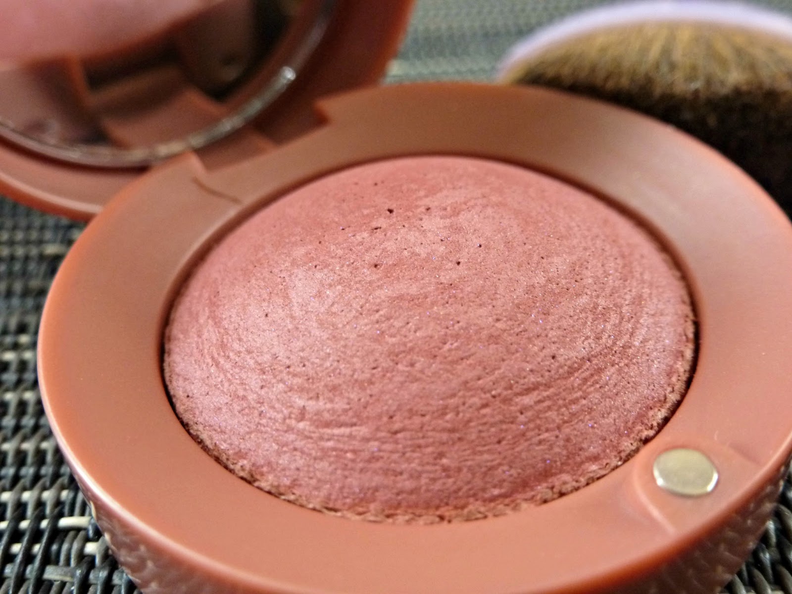 румяна bourjois 17. буржуа запеченные. румяна буржуа 33 оттенок. румяна ninelle запечённые. запеченные румяна буржуа оттенки.