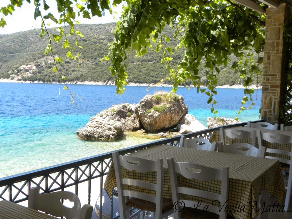 Taverna Zolithros Mikro Gialos Lefkada Grecia